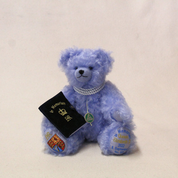 Teddybär Queen Elizabeth II in memoriam bear 131678 v. Hermann Coburg